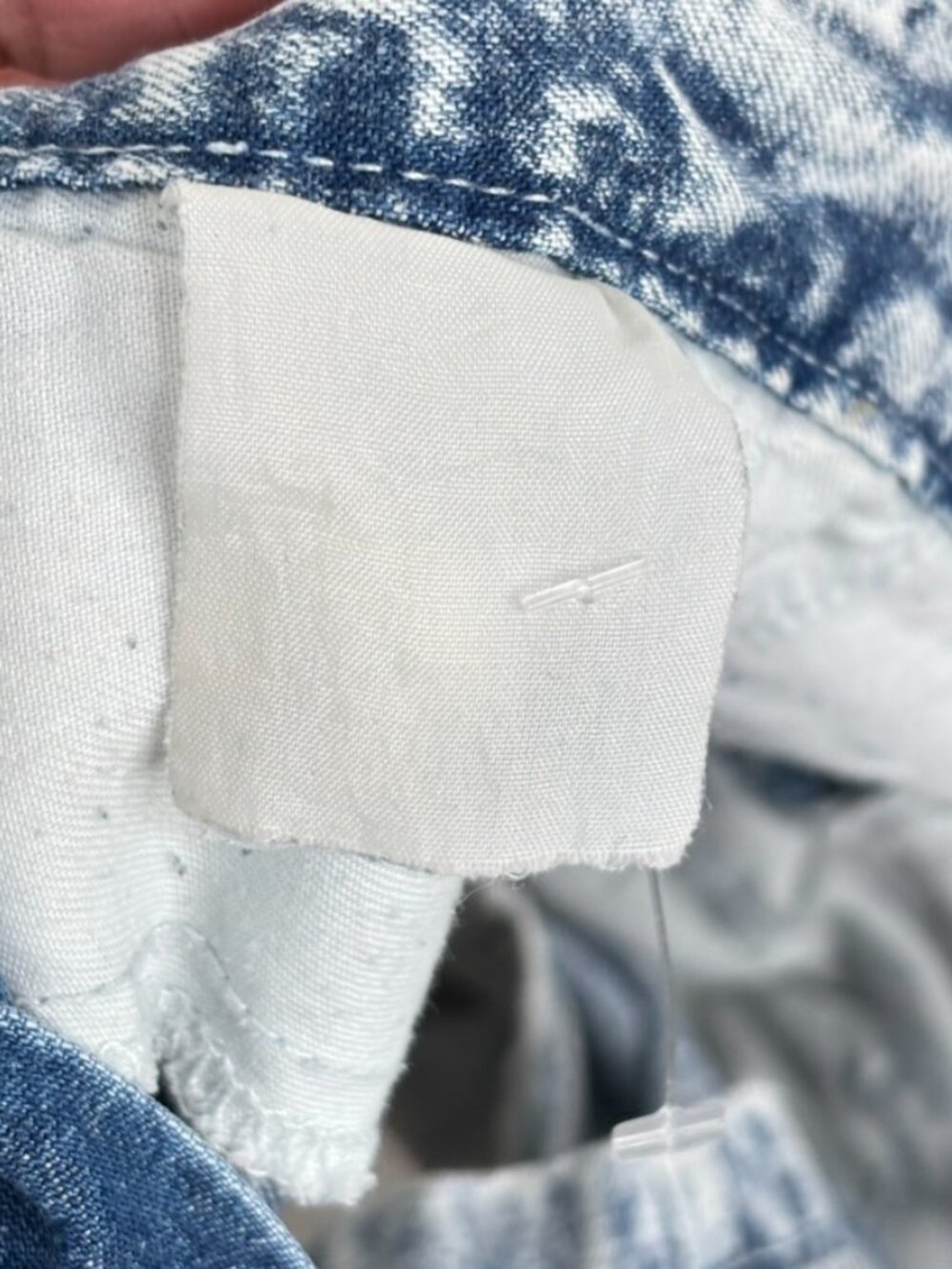 Vintage 90s Lee Mom Denim Shorts 27 Acid Wash High Rise Pleat Jorts Retro Grunge - Picture 7 of 10